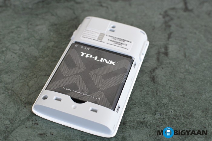 TP-Link-Portable-Battery-Powered-3G4G-Wireless-N-Router-Hands-on-images-10 