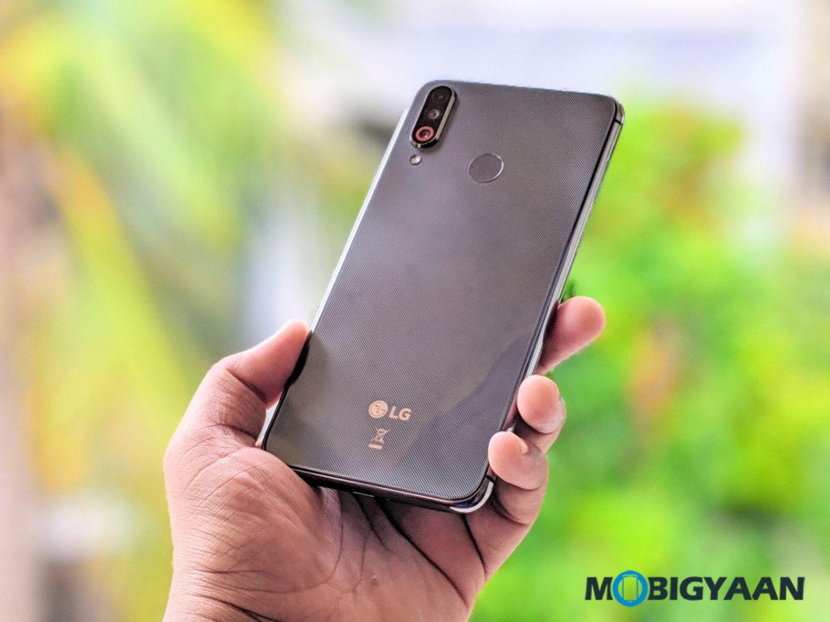 LG-W30-Hands-On-Review-Images-5 