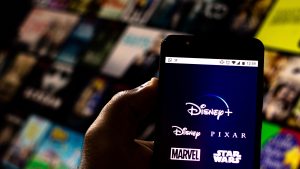 Cómo descargar películas y programas de Disney Plus para reproducirlos sin conexión