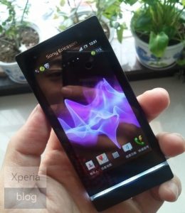 Imagen filtrada de Sony Ericsson 'Kumquat', parece una versión más pequeña de Xperia S