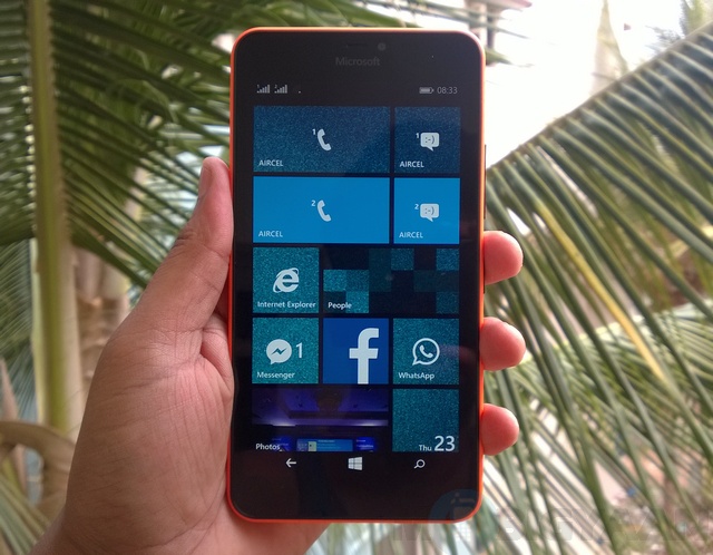 Microsoft-Lumia-640-XL-Dual-SIM-Review-4 