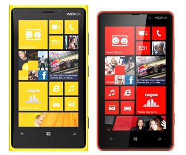 Nokia-Lumia-920-820-Combo 