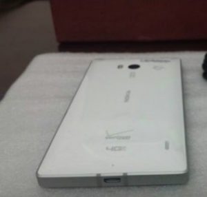 Nokia Lumia 929 en blanco filtrado;  Podría anunciarse a mediados de diciembre.