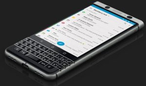 BlackBerry KEYone para minoristas por Rs.  39,999 en India a finales de julio