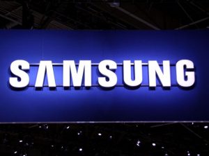 Samsung lanzará teléfonos inteligentes plegables solo en 2019